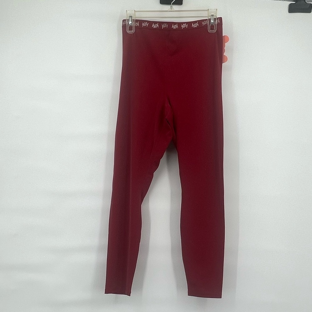 Yitty NWT red glitter flattering leggings